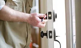 City Locksmith Store Bellevue, KY 859-334-1422 City Locksmith Store Bellevue, KY 859-334-1422 - 9-Locks-Change